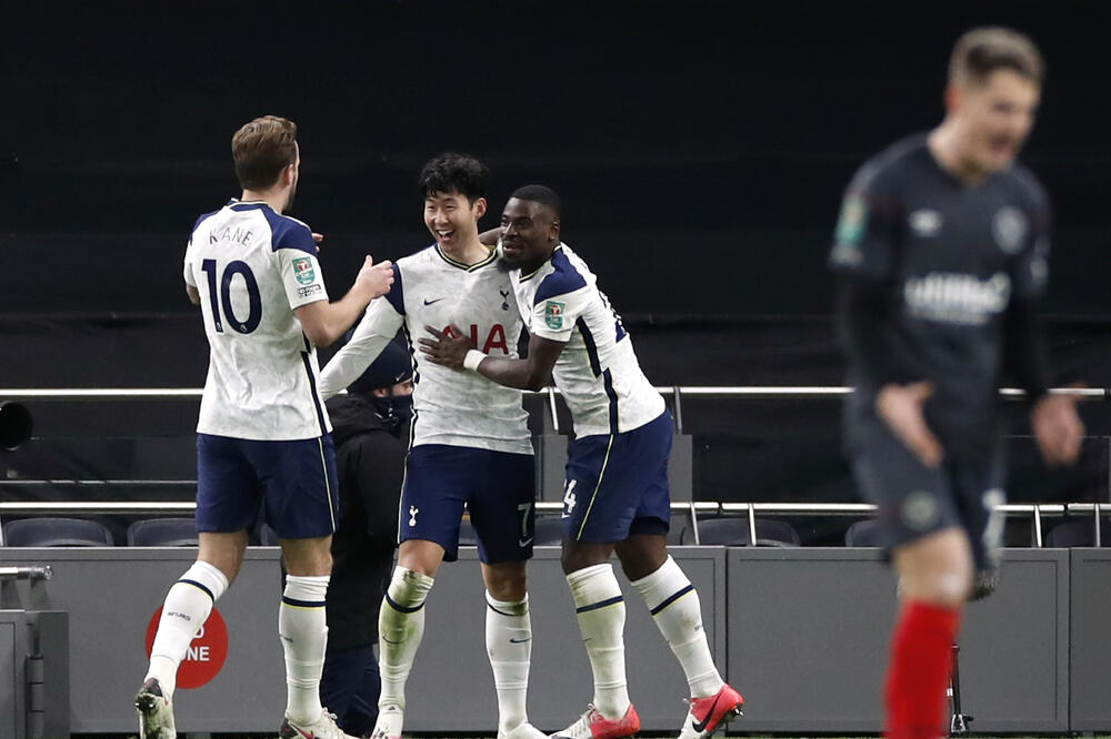 Fudbaleri Totenhema slave gol Sona, Foto: Reuters