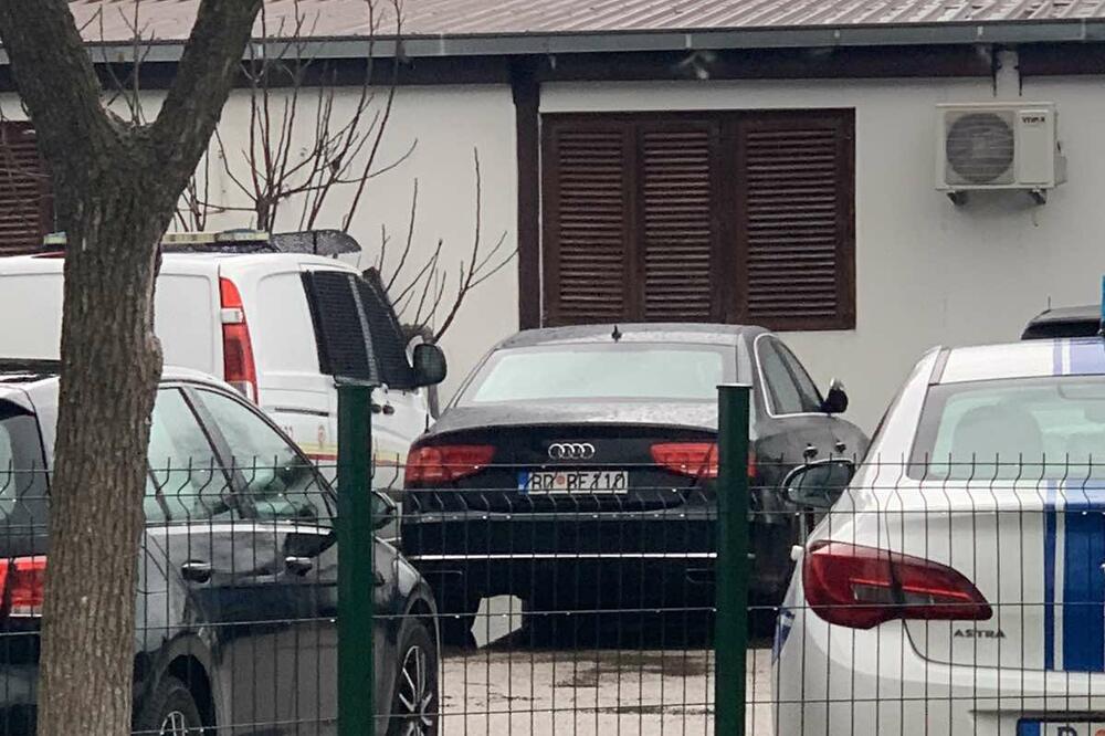 Vujović priveden sa Mićunovićima na Badnji dan, Foto: Vuk Lajović