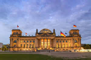 Njemačka: Počinju suđenja nesuđenom "regentu" novog Rajha i...