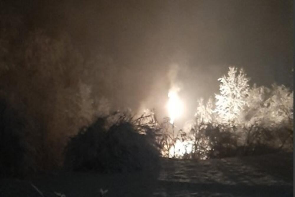 Zapaljen stub, Foto: Dragana Šćepanović