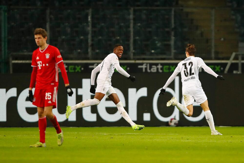 Nojhaus i Embolo slave gol protiv Bajerna, Foto: Reuters