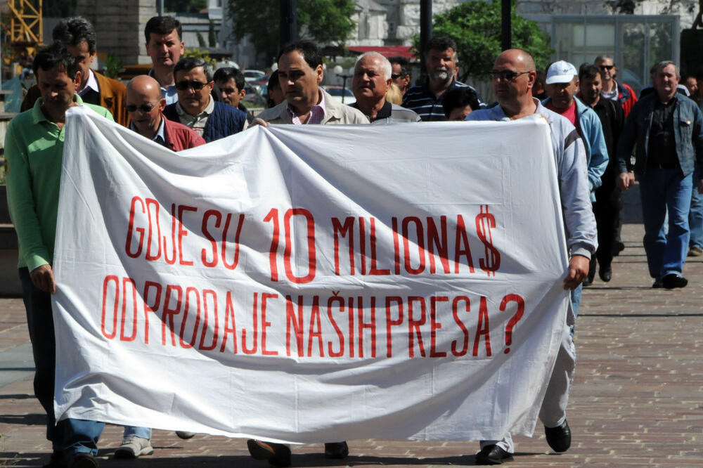 Sa jednog od protesta bivših radnika Kovačnice 2010. godine, Foto: Savo Prelević
