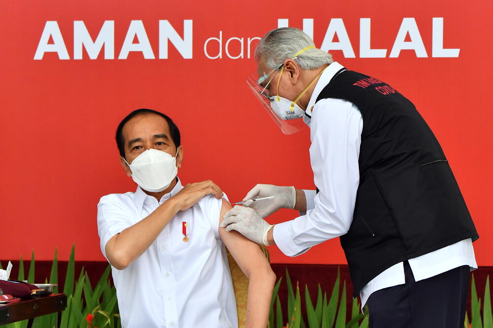 Vakcinisanje Džoka Vidoda, Foto: Reuters