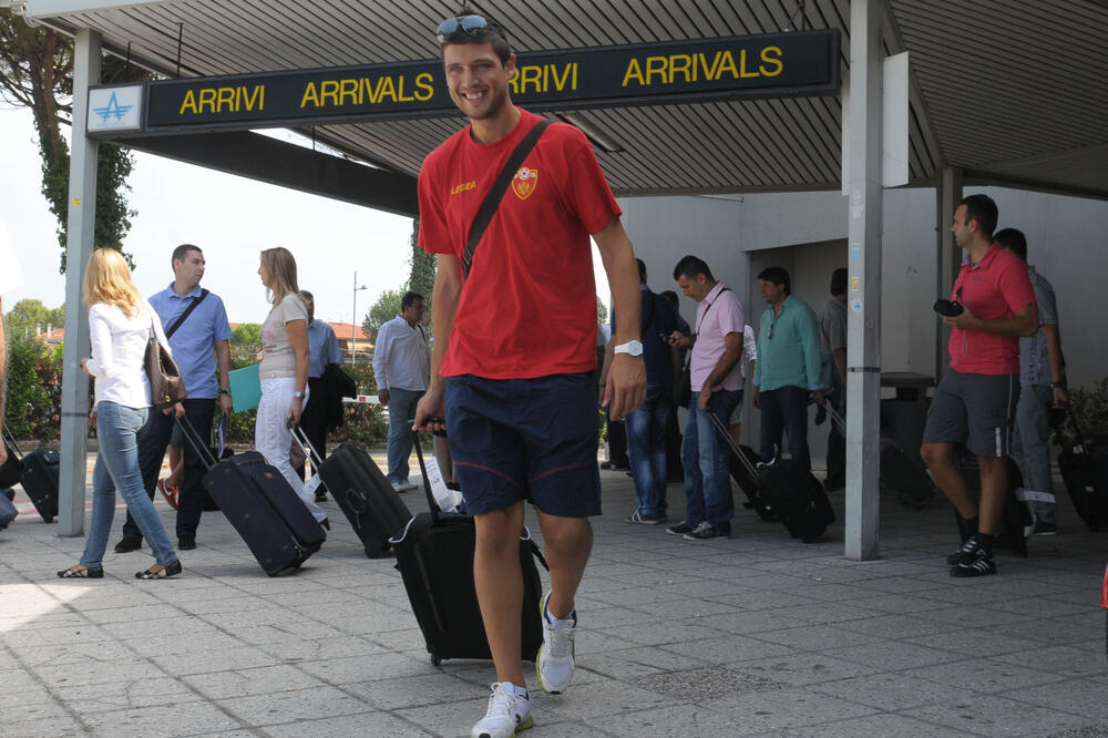 Dane najveće sreće Blažić je proveo u dresu reprezentacije Crne Gore, Foto: Savo Prelević