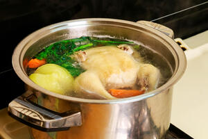 Nezamjenjiva pileća supa: Recept i dodatni savjeti