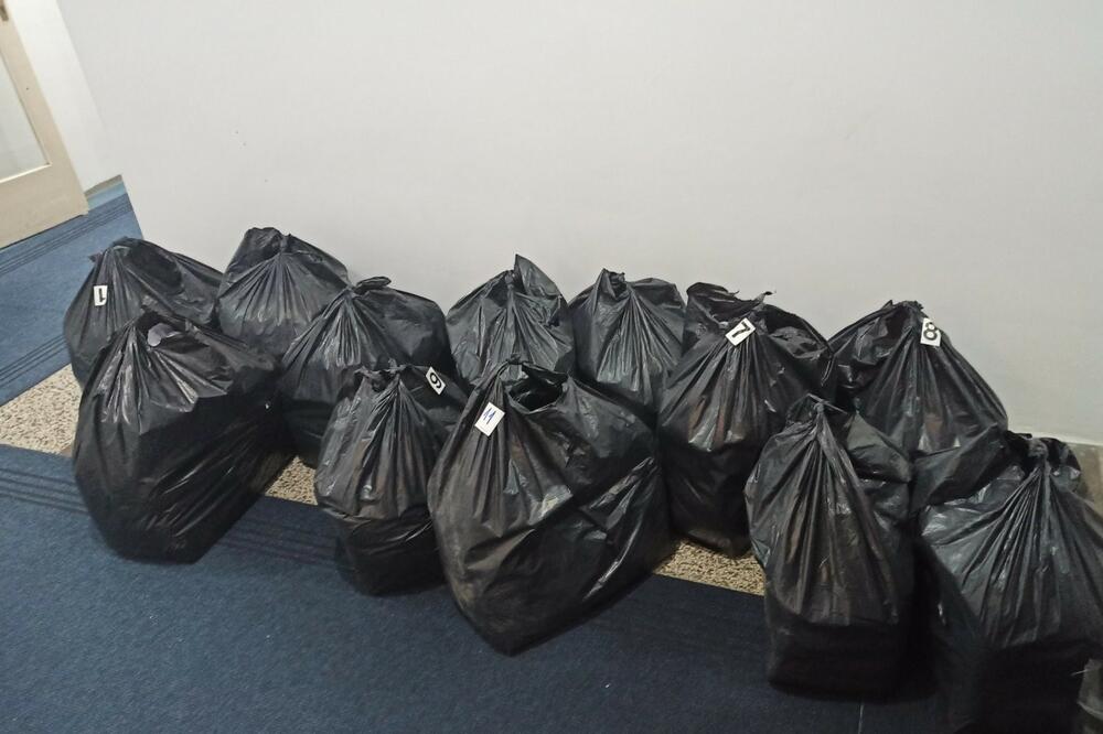Oduzeta pakovanja, Foto: Uprava policije