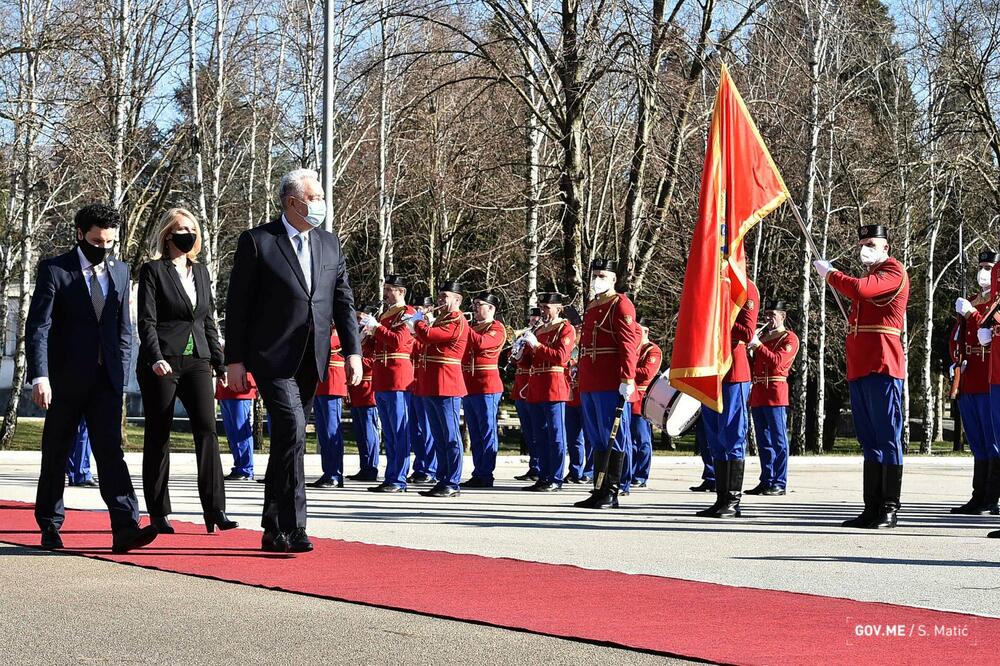 Krivokap u posjeti kasarni, Foto: Gov.me