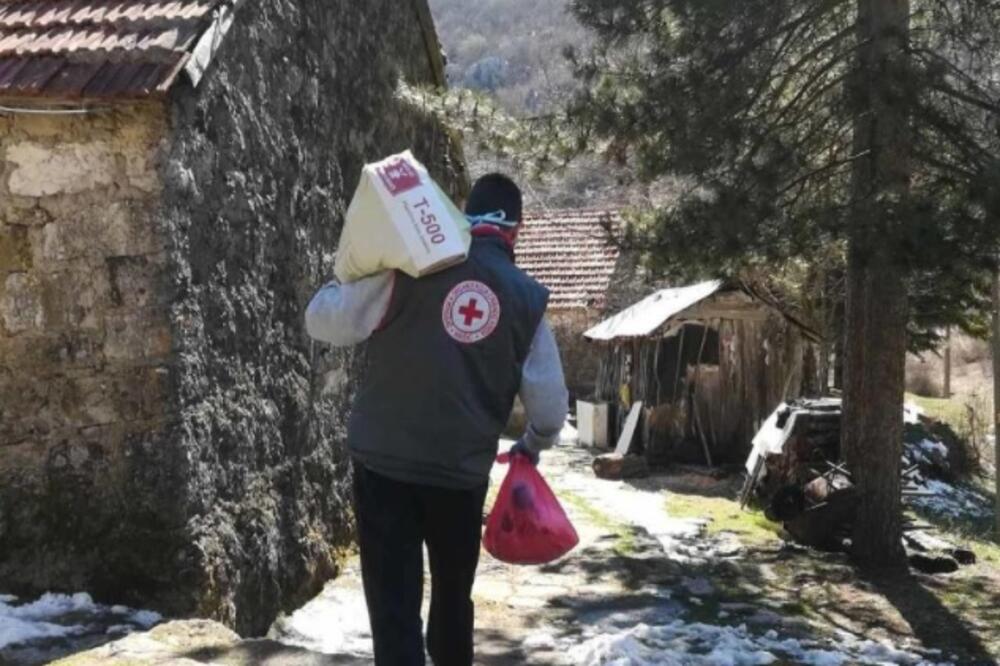 Volonter Crvenog krsta Nikšić, Foto: Crveni krst Nikšić