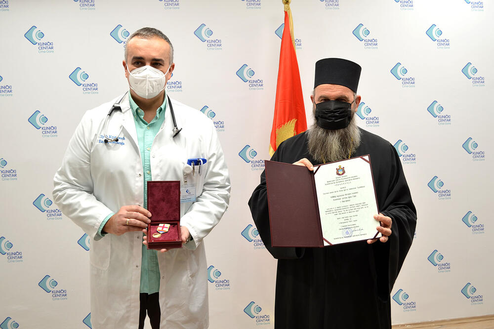 Sa uručivanja donacije, Foto: KCCG