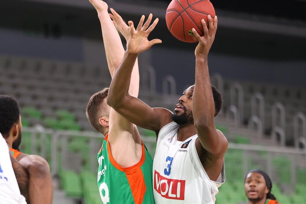 Melvin Edžim na meču u Ljubljani, Foto: Eurocup