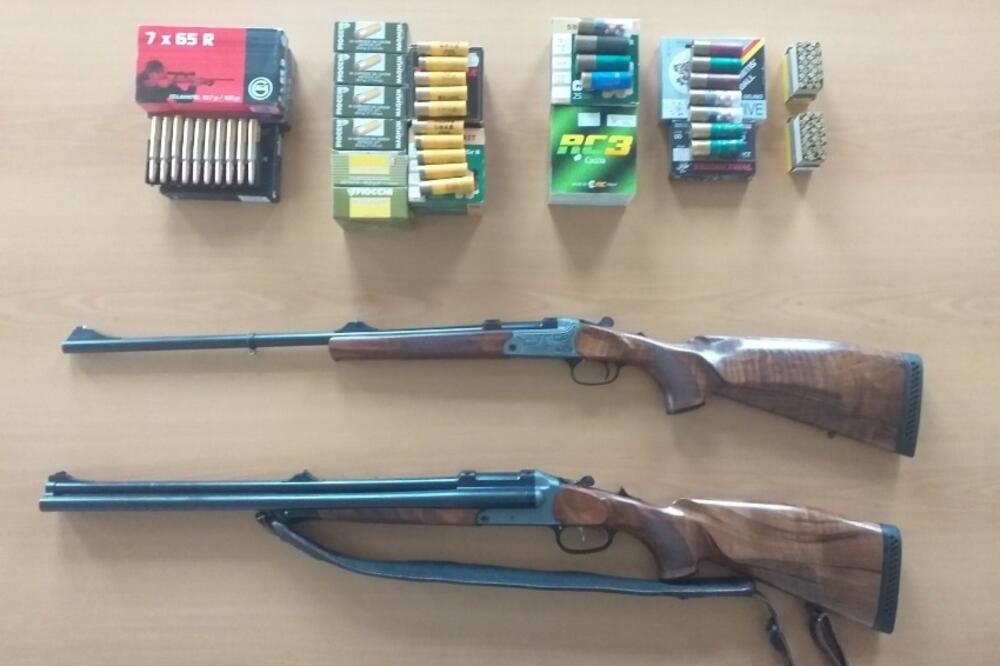 Oduzeto oružje i municija, Foto: Uprava policije