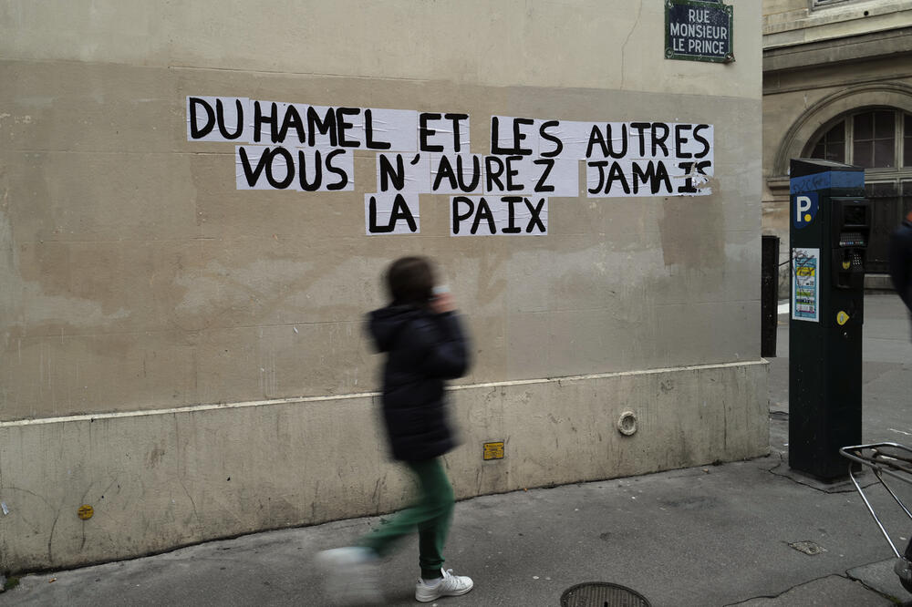 Grafit u Parizu: “Duamel, i ostali, nikada nećete biti u miru, Foto: Beta/AP