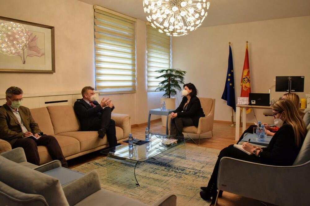 Sa sastanka, Foto: Generalni sekretarijat Vlade