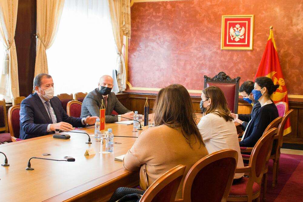 Sa sastanke Pope i poslanika SNP-a, Foto: SNP