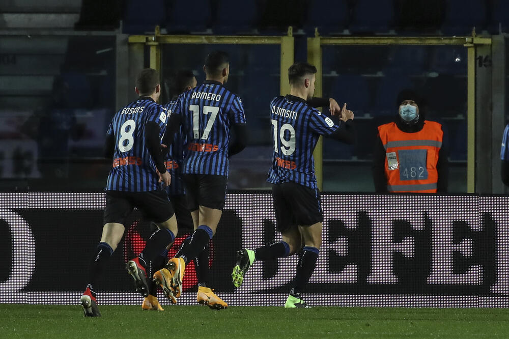 Fudbaleri Atalante na večerašnjem meču, Foto: Beta/AP