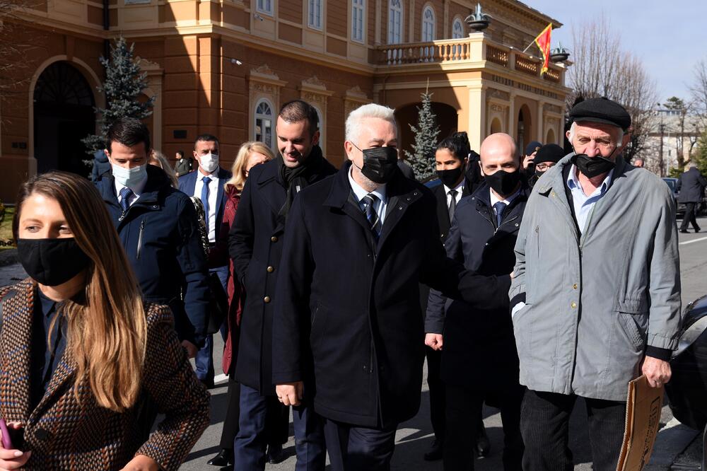Članovi Vlade na Cetinju, Foto: Boris Pejović