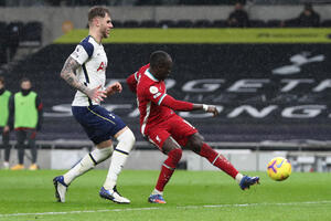 Liverpul nadigrao Totenhem, Murinja brine i povreda Kejna