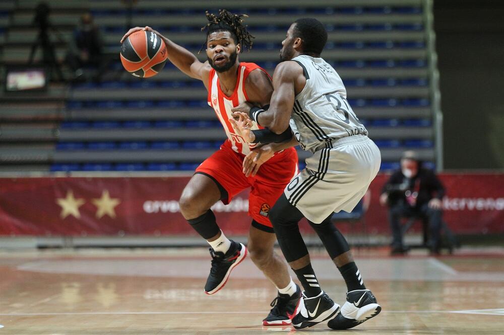 Volden ostao bez pomoći saigrača u finišu, Foto: Euroleague