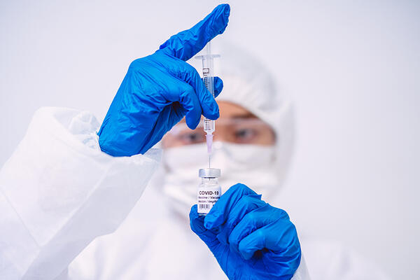 Masovna vakcinacija - uzvraćanje udarca: Zašto su važne dvije nove...