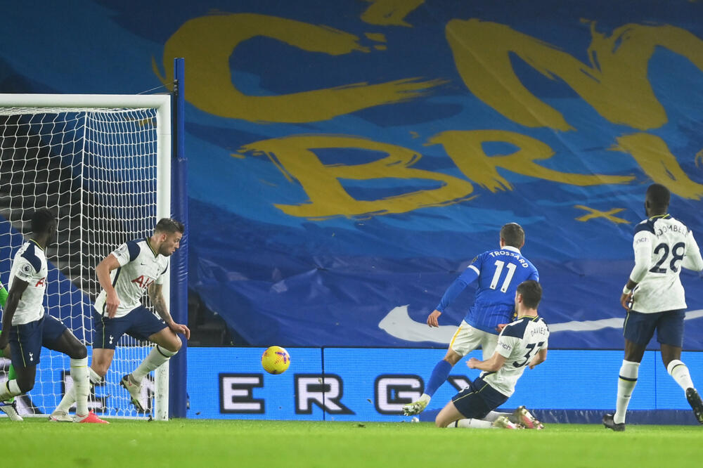 Trosar postiže gol za pobjedu, Foto: Reuters