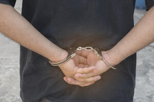 Podgorica: Uhapšeno pet osoba zbog sumnje na krađu,među njima...