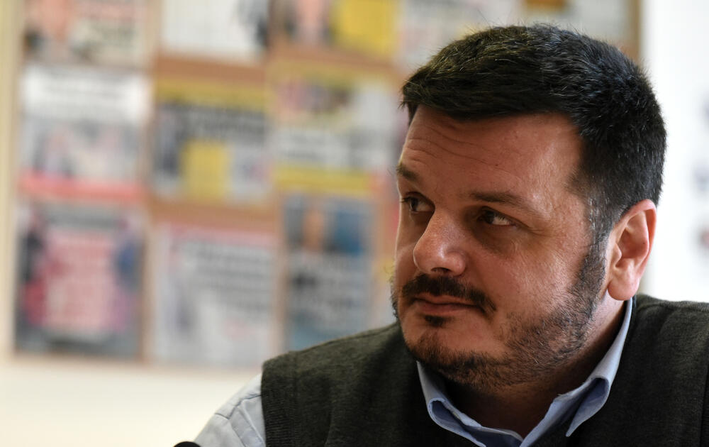Politički komfor ispred interesa javnosti: Dejan Milovac