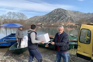 Prijestonica Cetinje i Crveni krst dostavili hranu, flaširanu vodu...