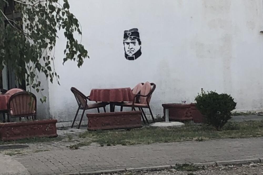 Ratni zločinac je “krasio” fasade u više gradova, Foto: Čitalac