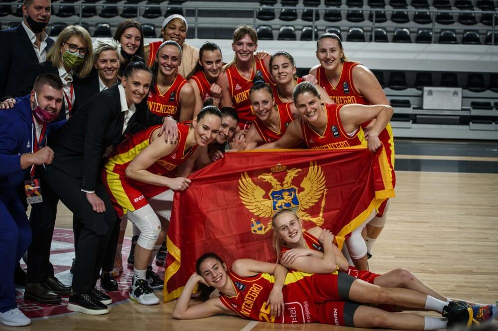 Košarkašice Crne Gore nakon plasmana na Eurobasket, Foto: FOBA