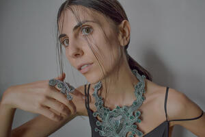 Modeli skrojeni od veganskih materijala