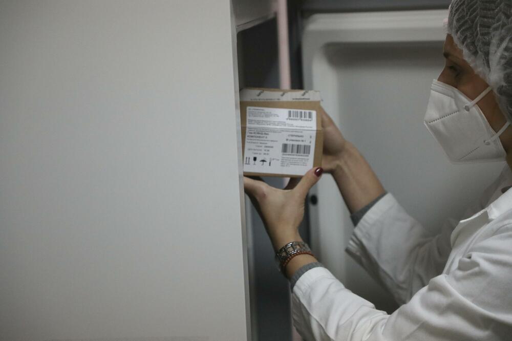 Vakcina Sputnjik V u Srbiju stigla krajem decembra, Foto: BETAPHOTO