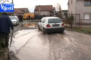 Ni čizme ne pomažu: Ulice u park-šumi Zagorič poplavljene, gradske...