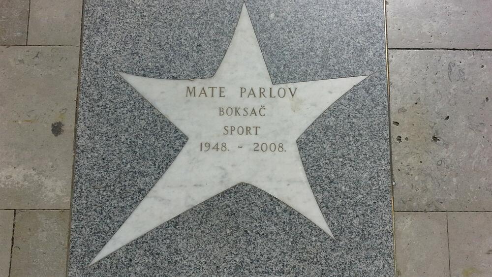Zvijezda u čast Mate Parlova