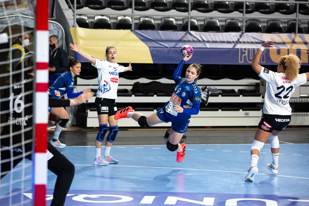 Sara Gugač na večerašnjoj utakmici, Foto: Dejan Starčević/ŽRK Budućnost