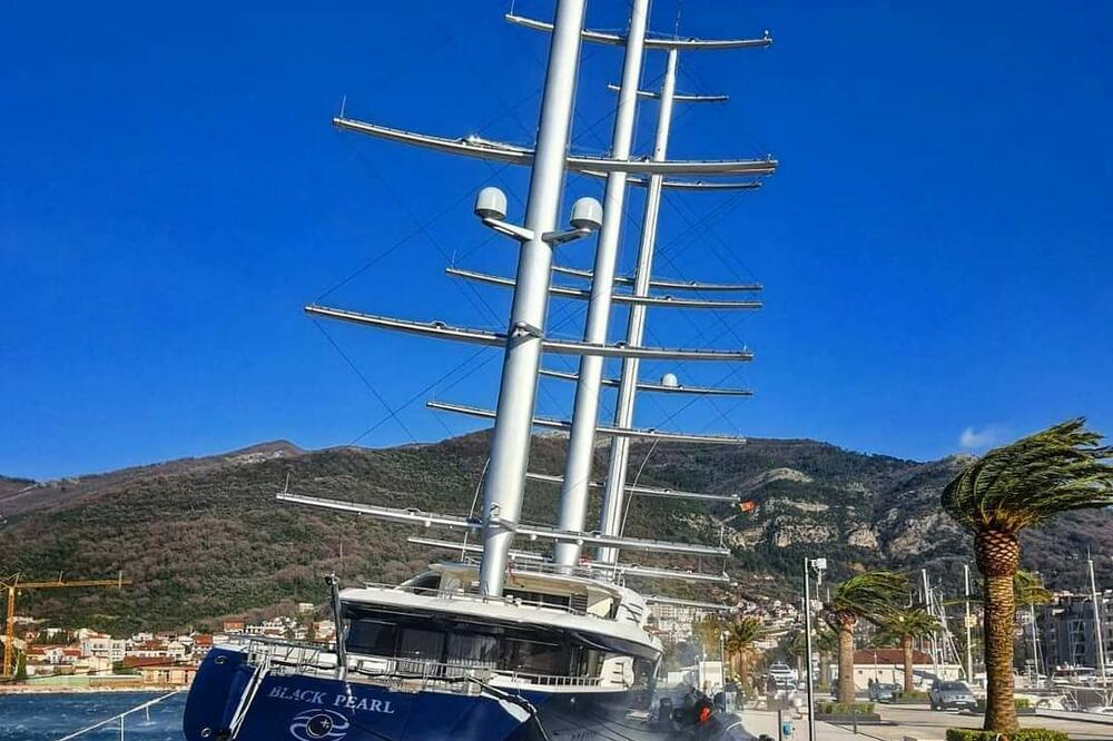 Jahta "The Black Pearl", Foto: Valeriy Pisanov/Fejsbuk