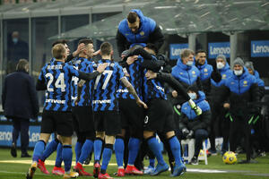 Fudbaleri Intera se odriču bonusa za titulu da bi pomogli klubu