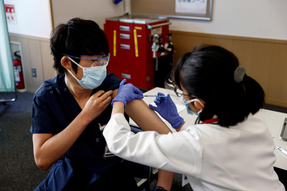 Vakcinacija u Japanu, Foto: Reuters