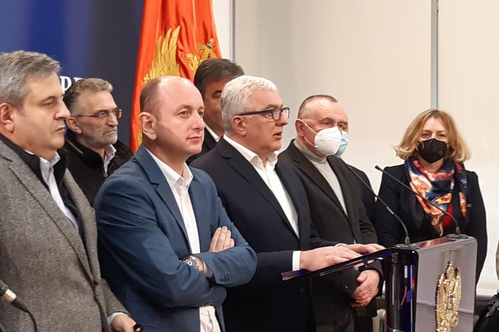 Sa pres konferencije DF, Foto: Biljana Matijašević