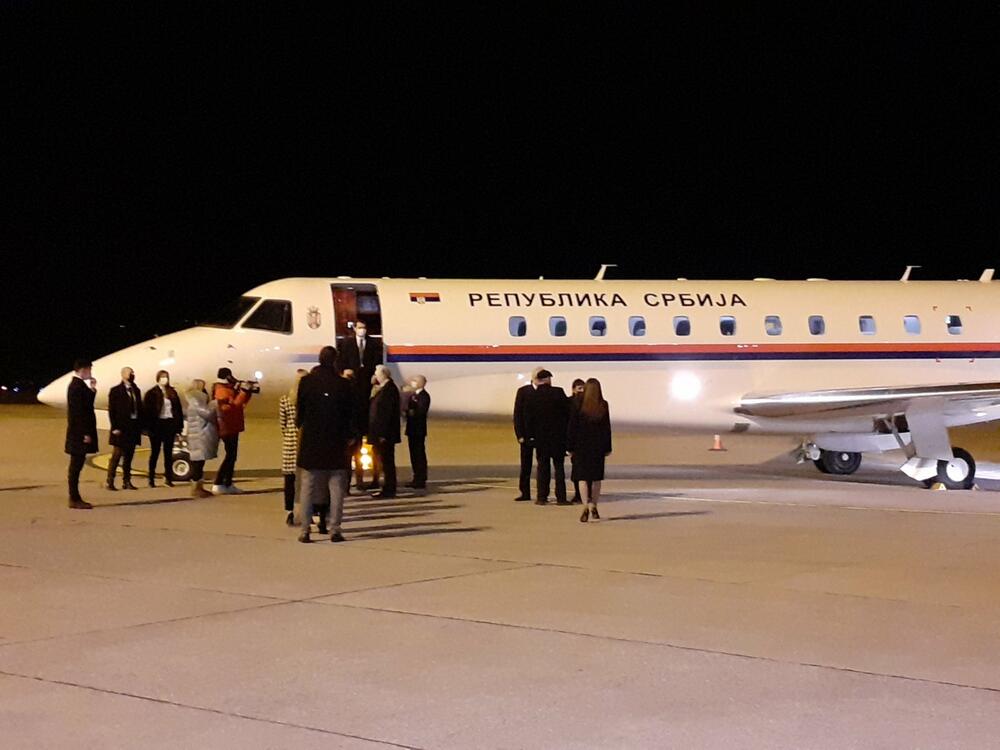 <p>Ministarka zdravlja Jelena Borovinić Bojović najavila je da se u narednim danima očekuje još 2.000 doza iste vakcine</p>