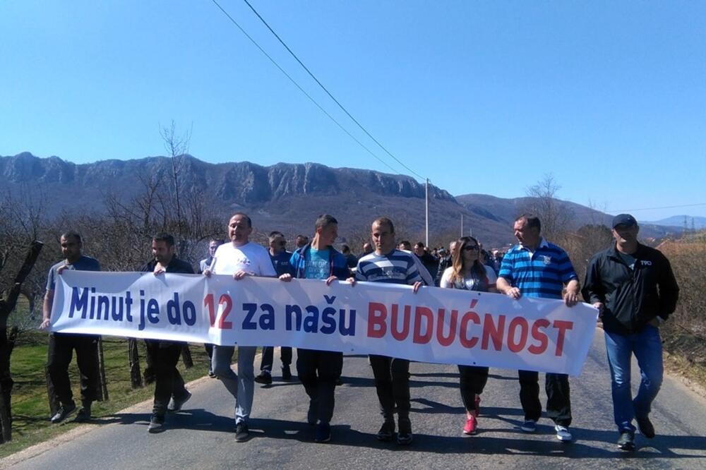 Sa jednog od ranijih protesta mještana, Foto: Svetlana Mandić