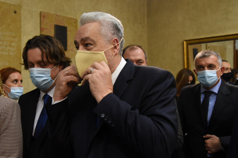 Ministar unutrašnjih poslova Sekulović i premijer Krivokapić, Foto: Boris Pejović