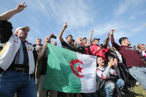 Predsjednik Alžira raspustio parlament