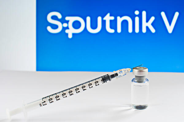 Srbija: Stiglo još 50.000 doza vakcine "Sputnjik V"