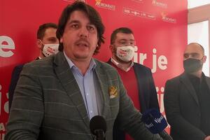 Radović: Naoružane osobe napale su aktiviste i mene u Nikšiću