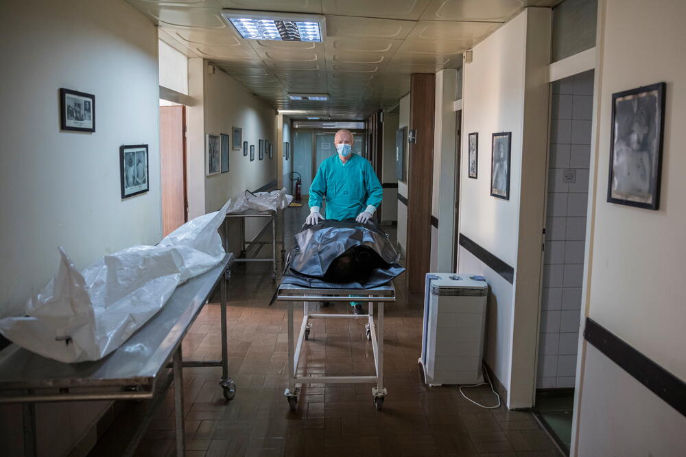 Iz Instituta za sudsku medicinu u Beogradu -, Foto: Reuters