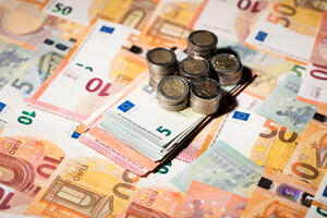 Deficit budžeta smanjen na 160 miliona eura, u junu suficit prvi...