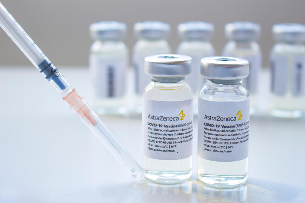 AstraZeneka vakcine, Foto: Shutterstock