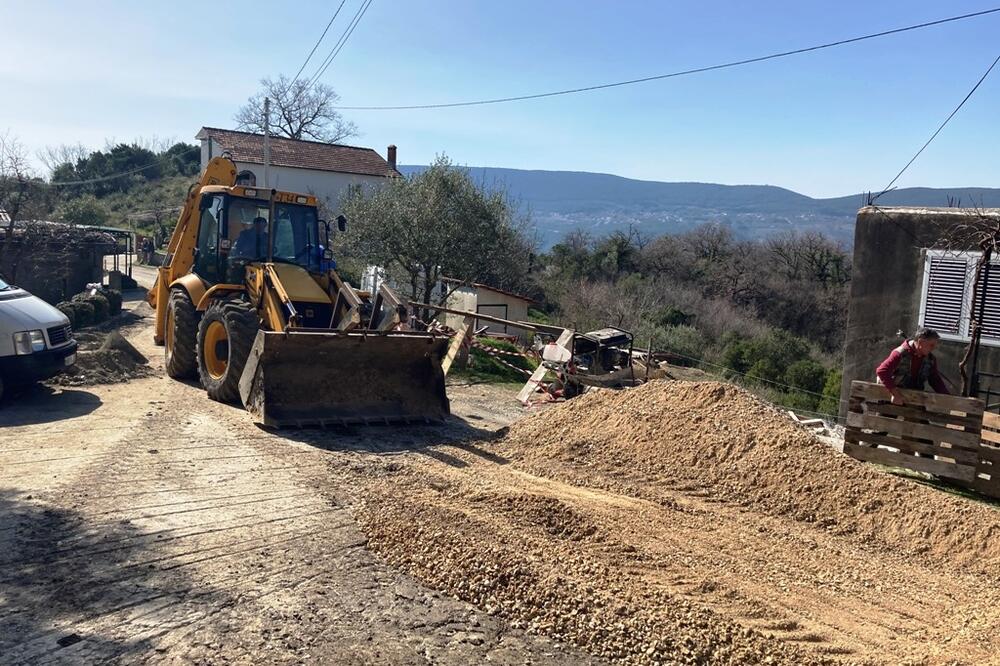 Radovi u Herceg Novom, Foto: Opština