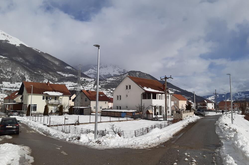 Nova rasvjeta u Gusinju, Foto: Norveška Za Vas