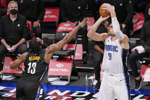 Vučević na ol star nivou, Orlando nemoćan protiv Netsa